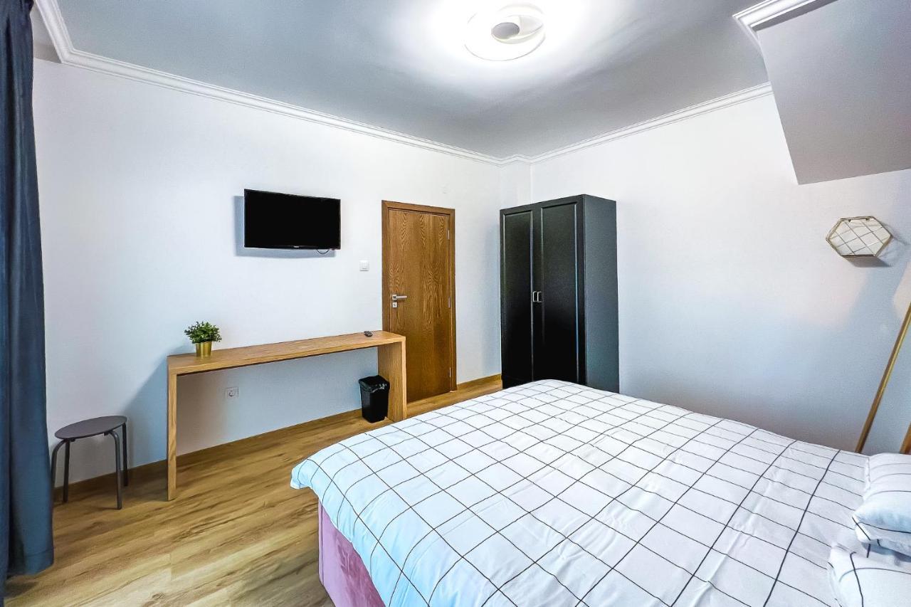 Deluxe Central Rooms 卡尔洛沃 外观 照片