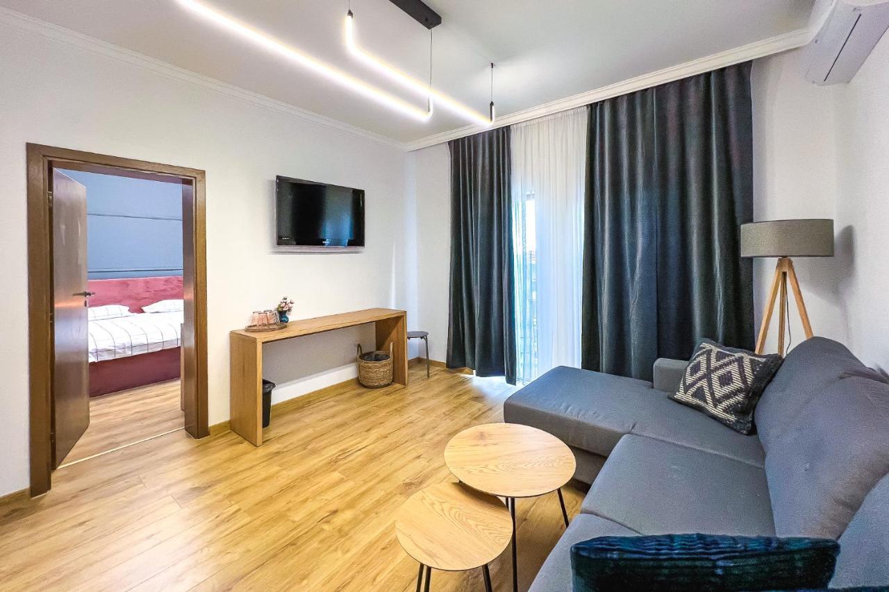 Deluxe Central Rooms 卡尔洛沃 外观 照片